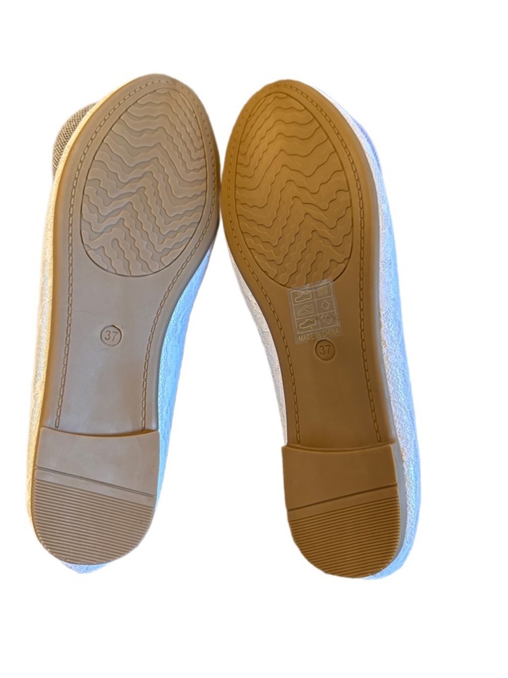SHEIN White Lace Flats with Embellishments - Picture 2 of 3